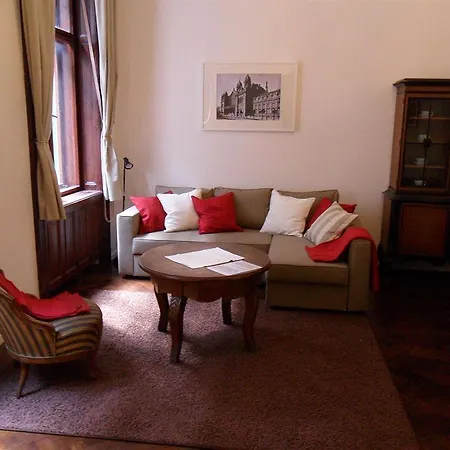 Apartment Kadar *
