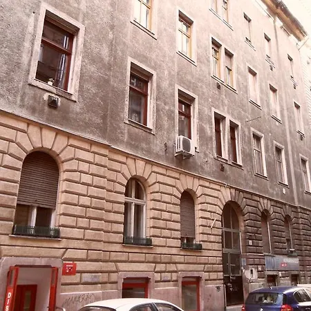 Kadar Apartment Budapest