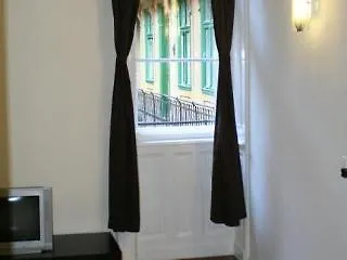 Kadar Apartment