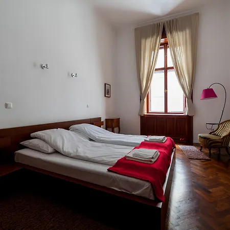 Apartment Kadar *